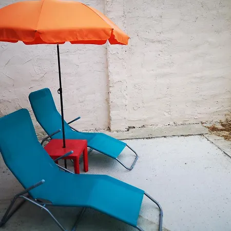 Lovely 2 You 招待所 *